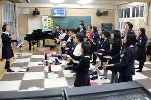 �֖ړ����w�Z�����N���u